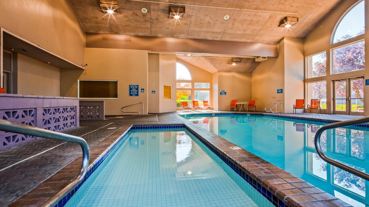 Best Western Plus Mill Creek Inn Сейлем Екстер'єр фото